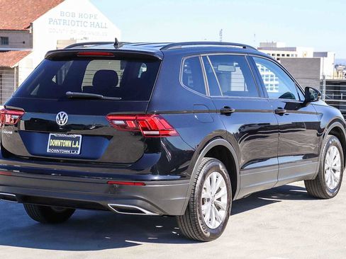Used 2020 Volkswagen Tiguan S image 4