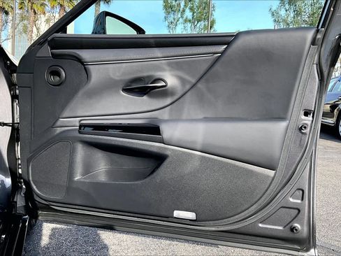 Used 2024 Lexus ES 350 w/ Premium Package image 21