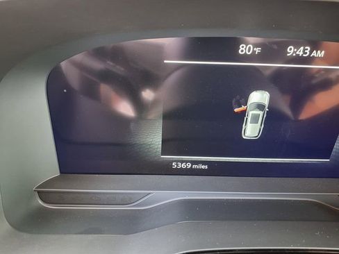 Used 2025 Nissan Pathfinder Platinum w/ Cargo Package image 7