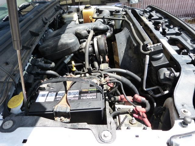 Used 2012 Ford F550 2WD Regular Cab Super Duty w/ Payload Upgrade Pkg image 11