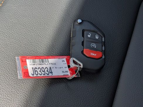 New 2026 Jeep Gladiator Sport image 22