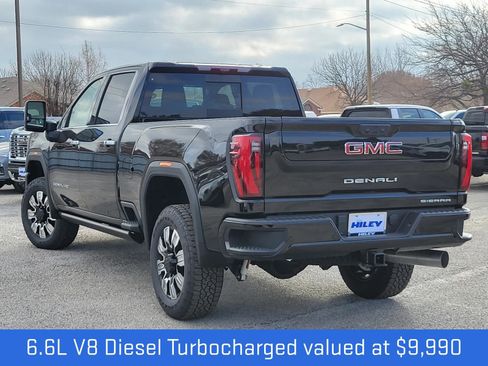 New 2026 GMC Sierra 2500 Denali w/ Denali Reserve Package image 3