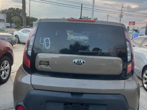 Used 2016 Kia Soul FWD image 5