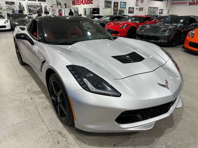 Used 2015 Chevrolet Corvette Stingray Coupe RWD image 4