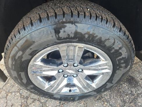 Used 2018 Chevrolet Silverado 1500 Custom w/ Custom Value Package image 16