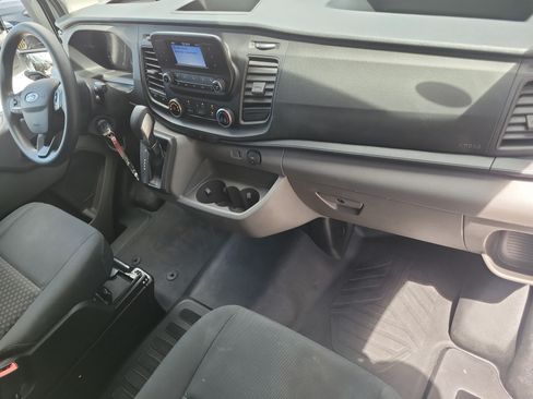 Used 2025 Ford Transit 250 Low Roof w/ Exterior Upgrade Package RWD image 16