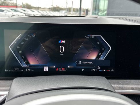 Used 2024 BMW X6 xDrive40i image 16
