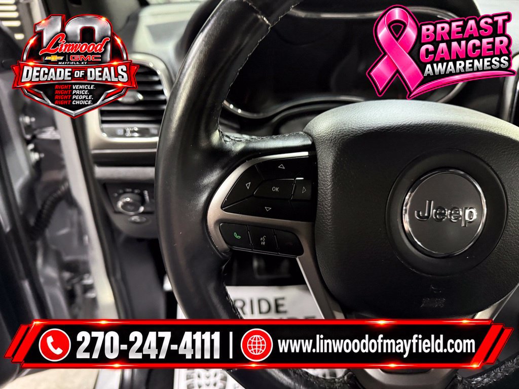 Used 2021 Jeep Grand Cherokee Laredo AWD/4WD image 16