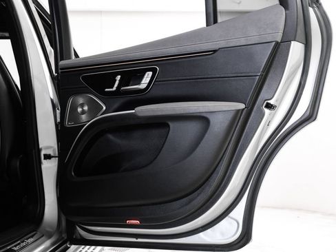 Used 2023 Mercedes-Benz EQS 450+ SUV image 47