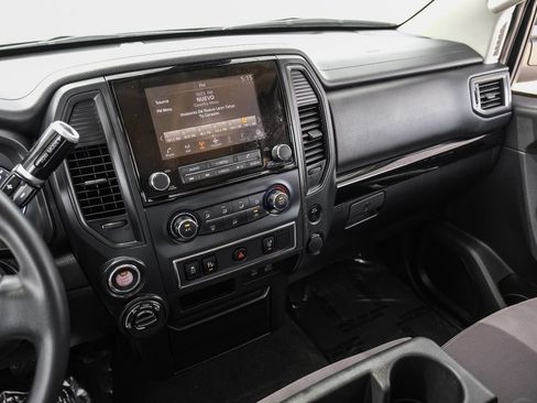 Used 2022 Nissan Titan SV w/ Accessory Utility Package AWD/4WD image 20