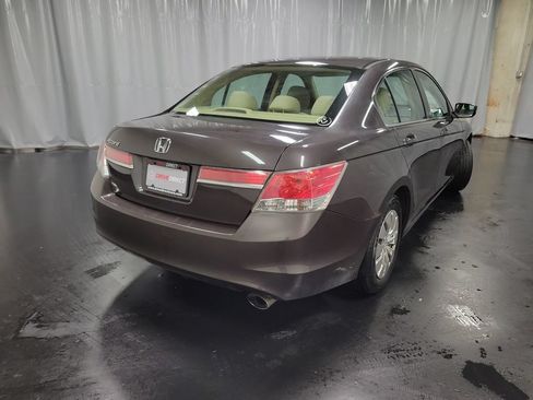Used 2011 Honda Accord LX image 8