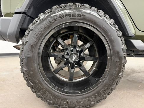 Used 2021 Jeep Wrangler Unlimited Sahara w/ Uconnect 4C Nav & Sound Group AWD/4WD image 70