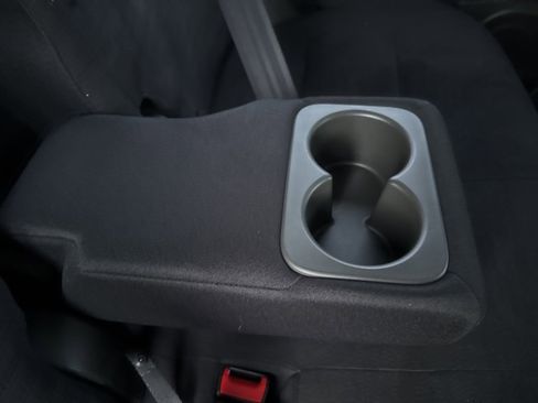 Used 2011 Nissan Cube 1.8 S w/ Interior Illumination Pkg image 24