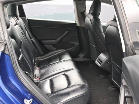 Used 2022 Tesla Model 3 image 36