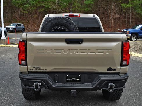 Used 2024 Chevrolet Colorado ZR2 w/ ZR2 Bison Edition image 11