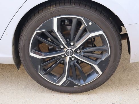 Used 2025 Nissan Altima 2.5 SR FWD image 26