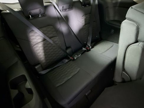 Certified 2025 Nissan Pathfinder SV AWD/4WD image 30