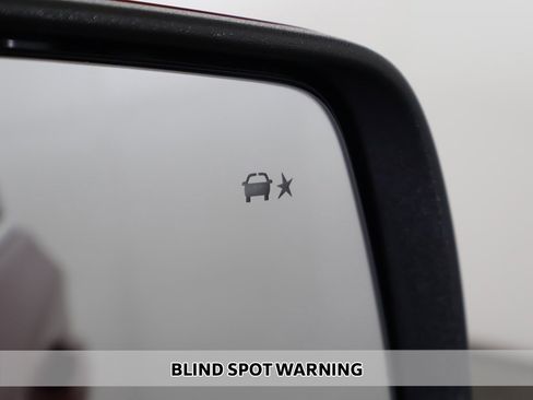 Used 2023 Chevrolet Traverse LT w/ LPO, Floor Liner Package image 4