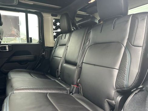 Used 2024 Jeep Wrangler High Altitude image 20