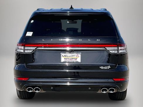 Used 2024 Lincoln Aviator Reserve w/ Equipment Group 201A image 5