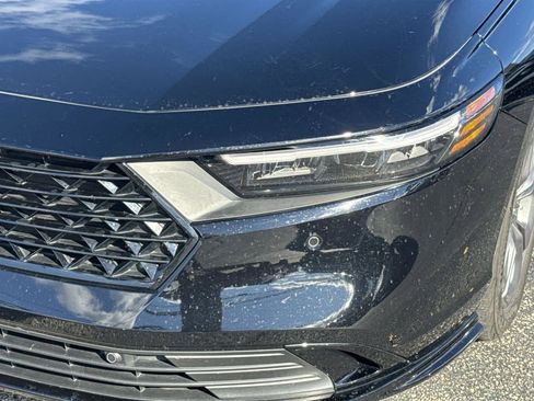Used 2023 Honda Accord EX-L image 8