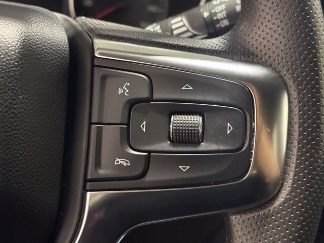 Used 2025 Chevrolet Blazer LT FWD image 16