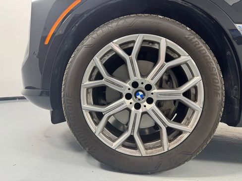 Certified 2025 BMW X7 xDrive40i AWD/4WD image 10