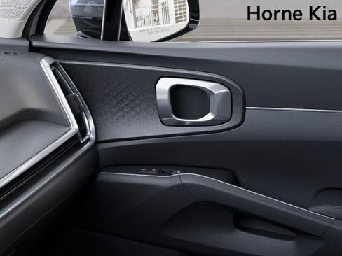 New 2025 Kia Sorento LX image 25