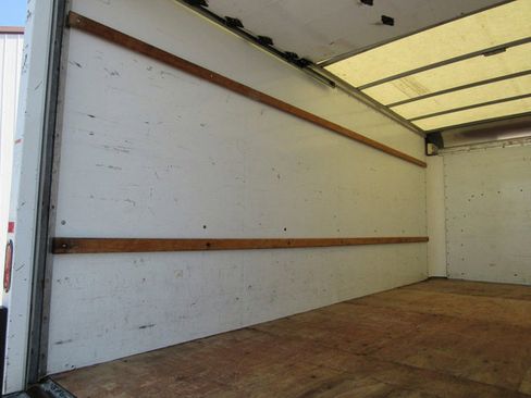 Used 2021 GMC Savana 3500 Extended w/ Power Convenience Package RWD image 19