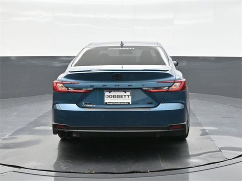 New 2026 Toyota Camry SE image 4