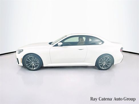 Used 2025 BMW 230i xDrive Coupe w/ Convenience Package image 4