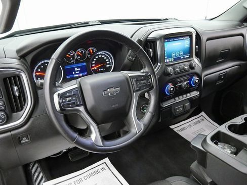 Used 2021 Chevrolet Silverado 1500 RST image 12