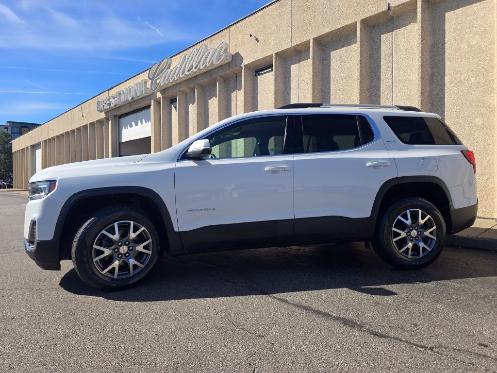 Used 2023 GMC Acadia SLT AWD/4WD image 15