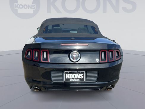 Used 2014 Ford Mustang Premium image 5