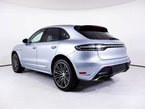 New 2026 Porsche Macan image 3