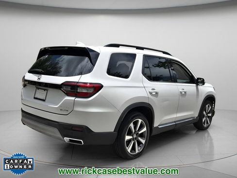 Used 2023 Honda Pilot Elite image 7