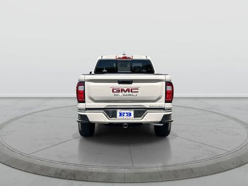 New 2026 GMC Canyon Denali AWD/4WD image 7
