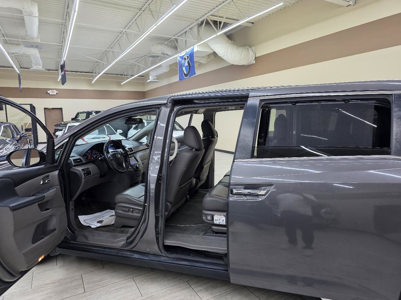 Used 2015 Honda Odyssey EX-L image 16