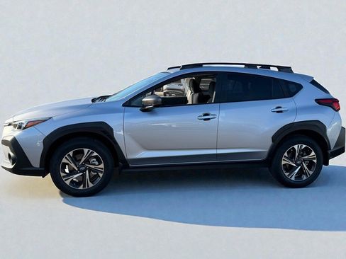 Used 2025 Subaru Crosstrek 2.0i Premium image 5