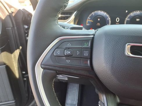 Certified 2024 Jeep Grand Cherokee L Altitude AWD/4WD image 19