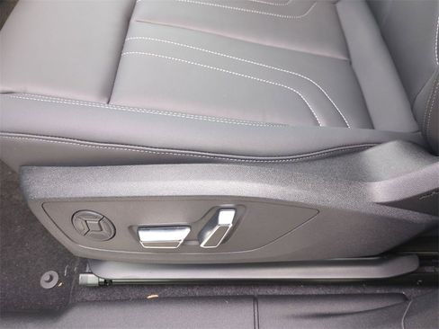 New 2026 Audi Q3 quattro 2.0T image 14