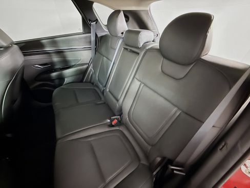 Used 2023 Hyundai Tucson Limited image 30