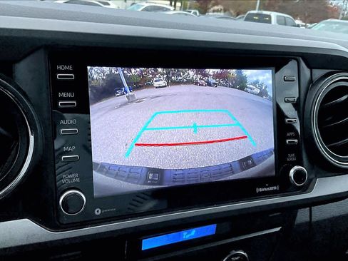 Certified 2022 Toyota Tacoma TRD Off-Road image 26