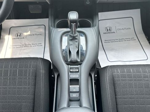 Certified 2025 Honda HR-V LX image 28