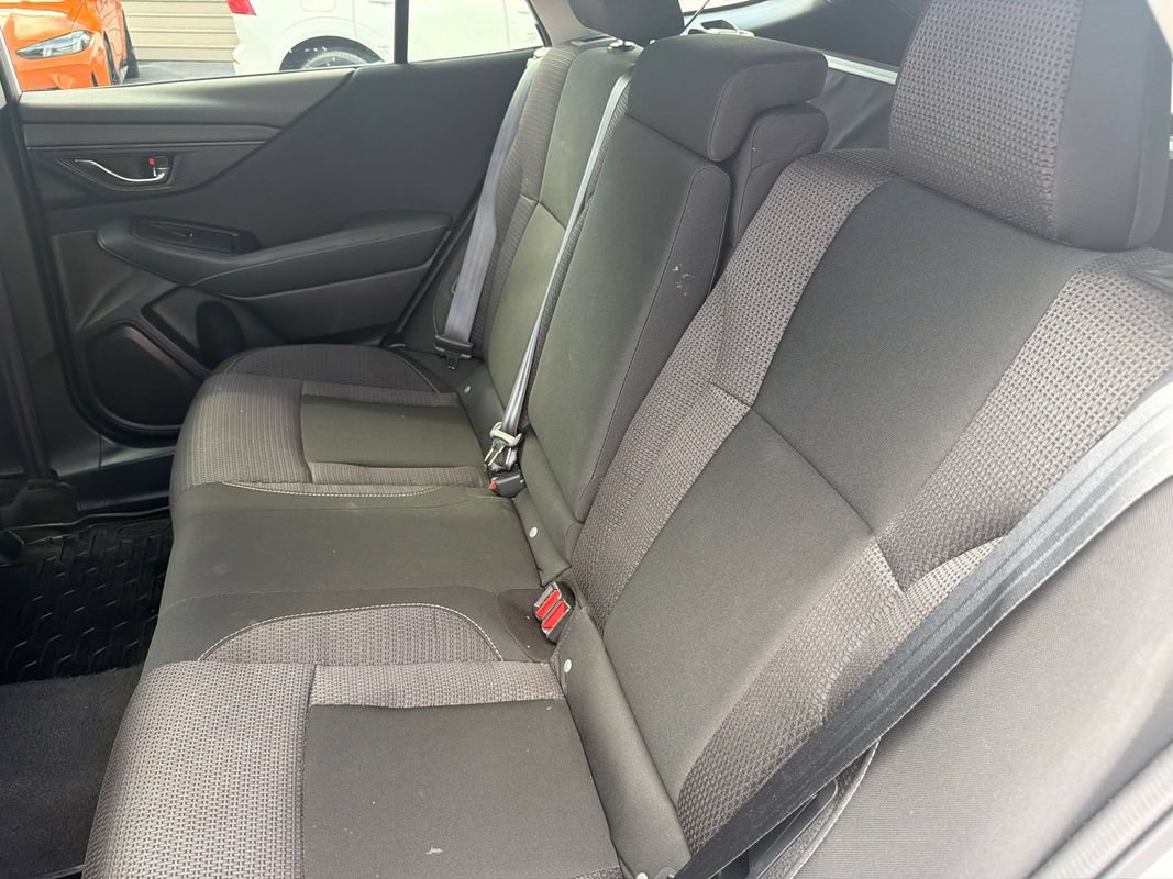 Used 2023 Subaru Outback Premium AWD/4WD image 17