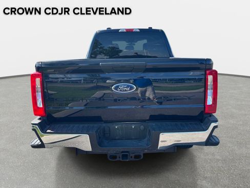 Used 2025 Ford F250 XLT AWD/4WD image 5