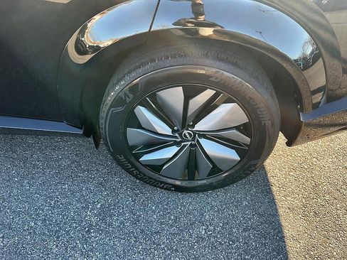 Certified 2023 Nissan Ariya FWD image 8