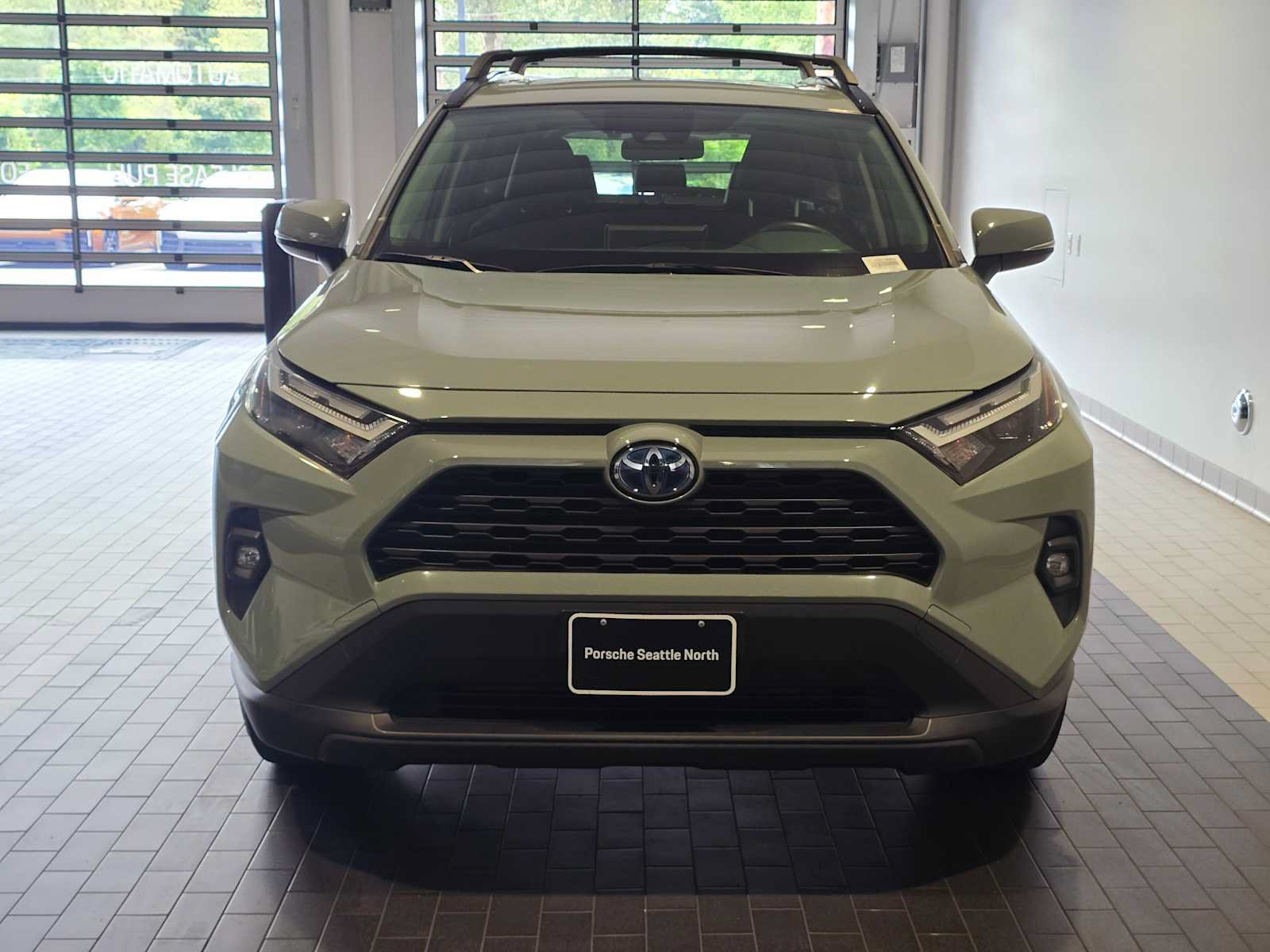 Used 2023 Toyota RAV4 XLE Premium AWD/4WD image 10
