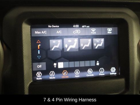 Used 2022 Jeep Wrangler Unlimited Sport image 32