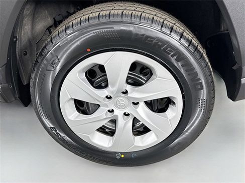 Certified 2024 Toyota RAV4 LE image 29